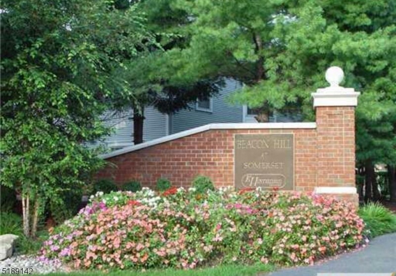 8 Coral Ct, Franklin Township, NJ 08823 Townhome Rentals in Franklin Township NJ
