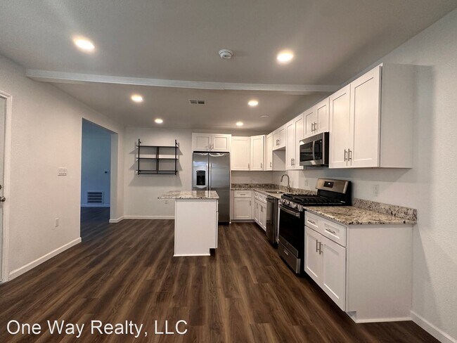 Foto del edificio - 3 br, 2 bath House - 527 S Kent Drive