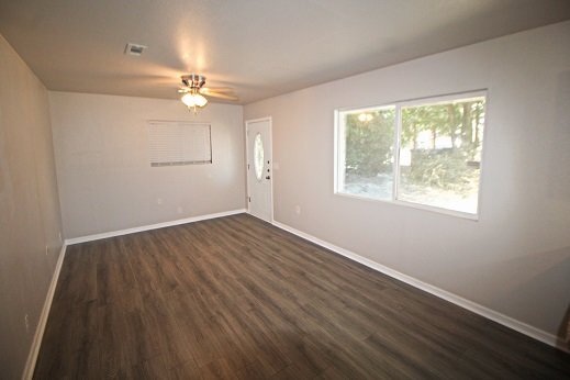 Foto del edificio - 819 Zachry Dr