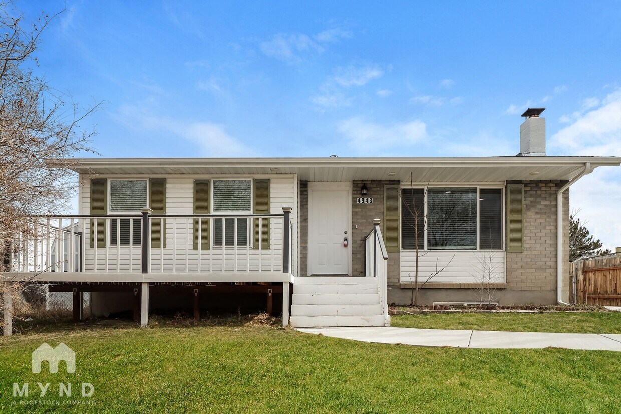 Primary Photo - 4943 S Farah Dr