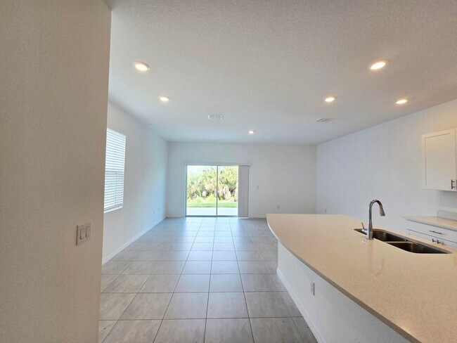 Foto del edificio - Annual End-Unit Townhome with 3 Bedrooms in Edgestone at Artisan Lakes