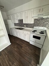 Building Photo - The Sherry Apartments
