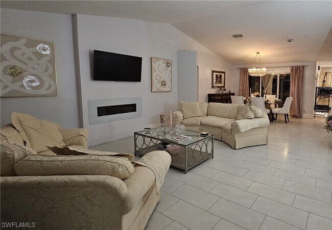 Foto del edificio - 5061 Mahogany Ridge Dr