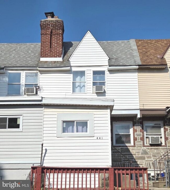 Building Photo - 441 Croyden Rd