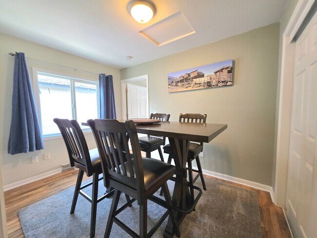 Foto del edificio - 1234 Pine St