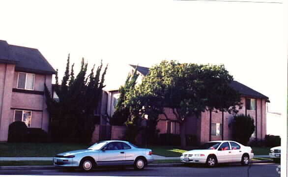 Building Photo - Woodcrest Apartments