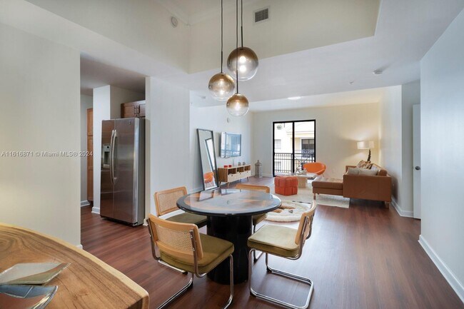 Foto del edificio - 8395 SW 73rd Ave