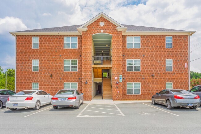 Foto del edificio - 1000 Cook Rd