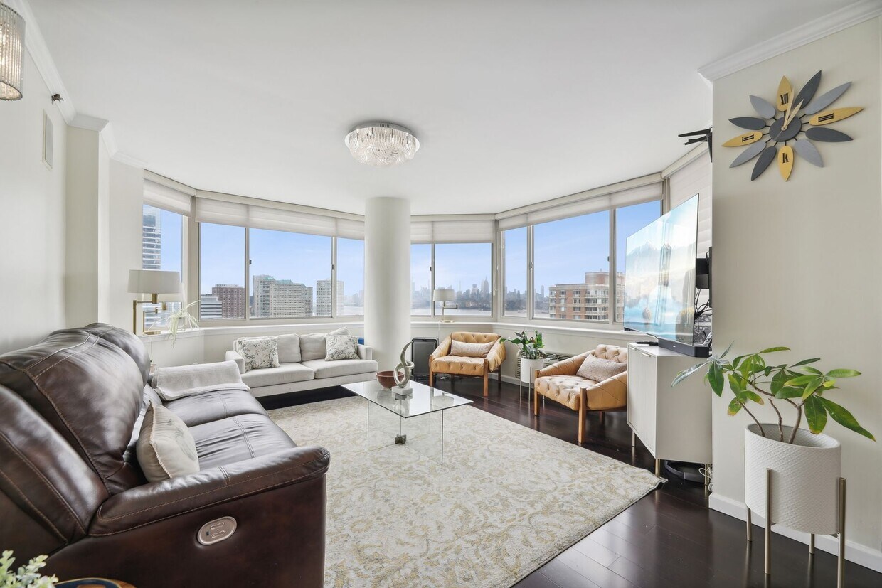 Foto principal - 65 2nd St