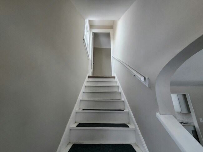 Foto del edificio - 5666 South Blvd