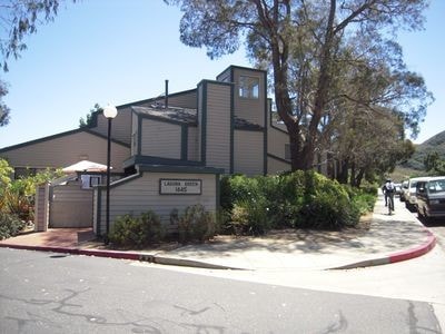 Building Photo - 1445 Prefumo Canyon Rd