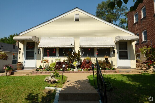 Building Photo - 1201 Louisville Ave