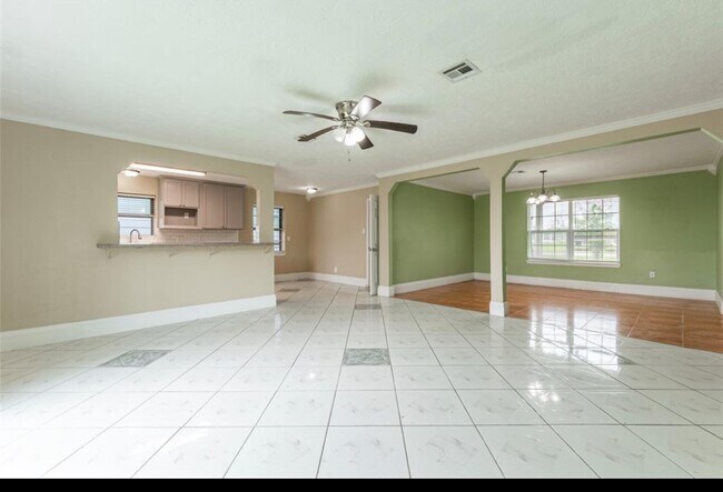 Foto del edificio - 1350 Strawberry St