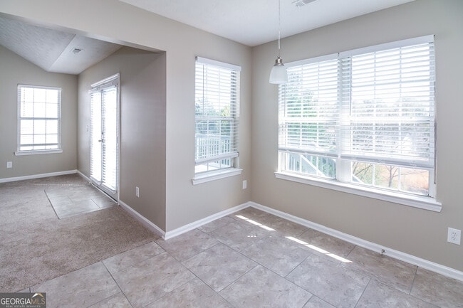 Building Photo - 5768 Pecan Grove