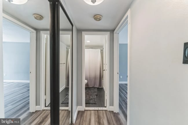 Photo - 1300 Army Navy Dr Apartment