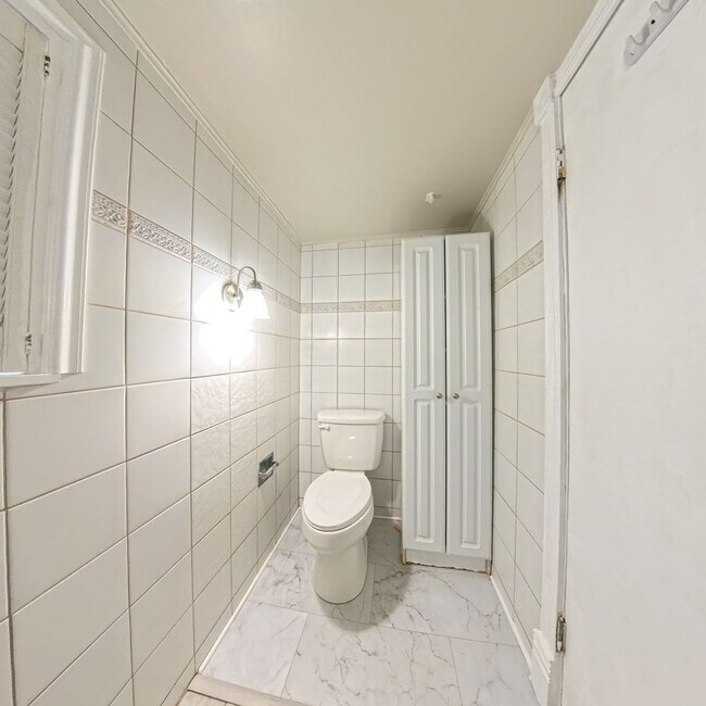 Foto del edificio - Charming 3 Bedroom 1.5 Bath in Clive