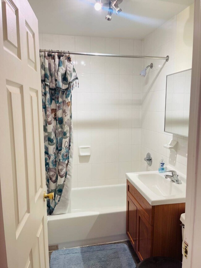 Foto del edificio - 2318 Atlantic Ave