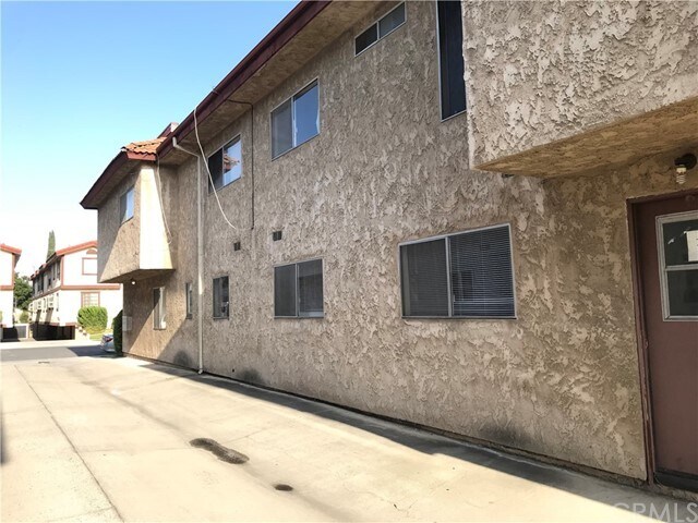 Building Photo - 501 N Curtis Ave