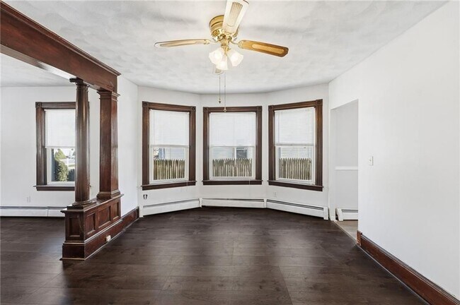 Foto del edificio - 93 Oakland Ave