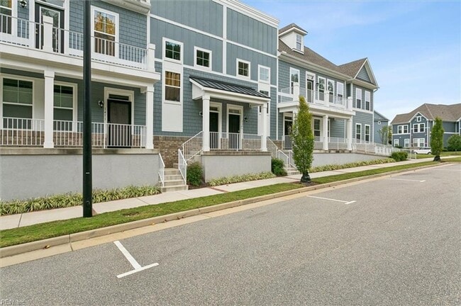 Williamsburg Condo - Williamsburg Condo
