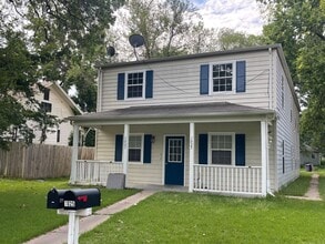 Building Photo - 1025 Colorado St