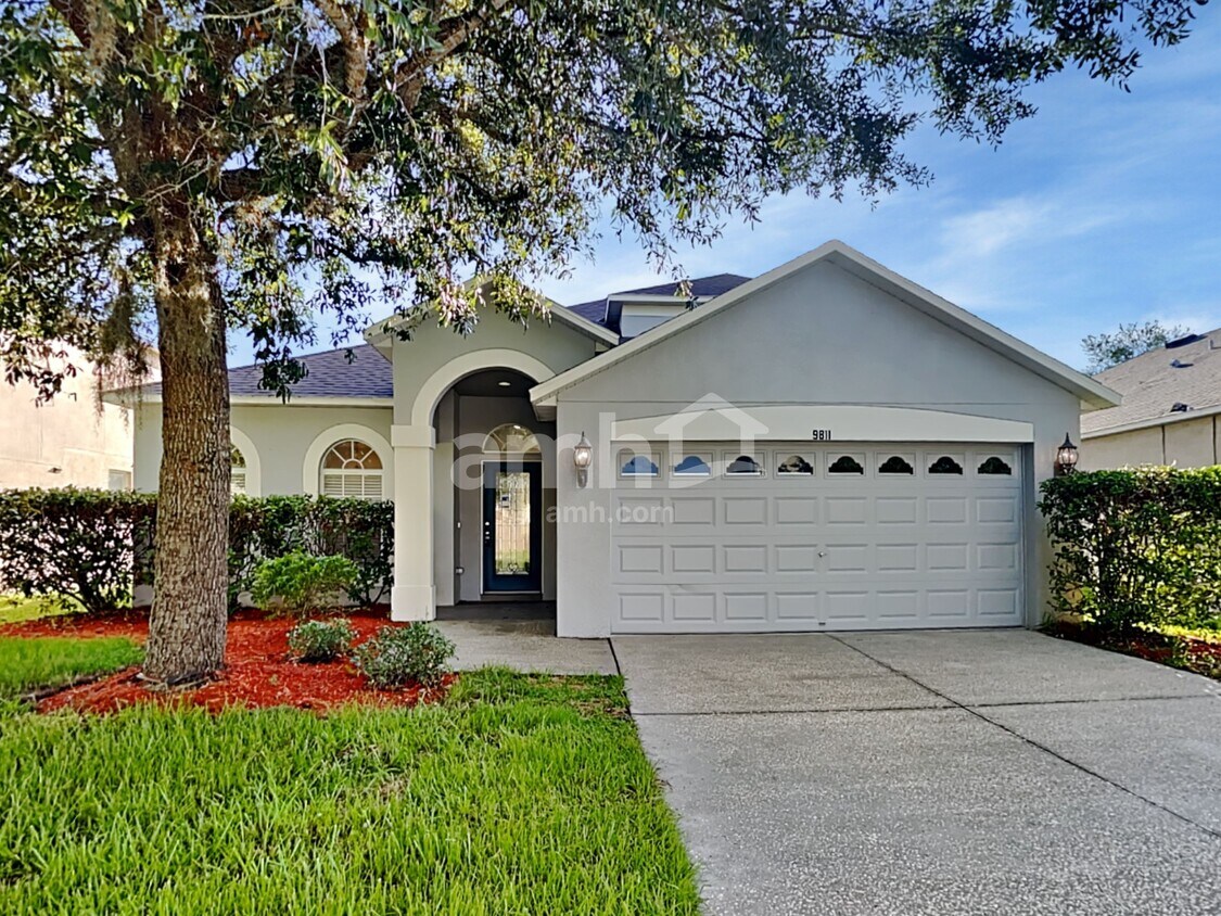 Foto principal - 9811 Simeon Drive