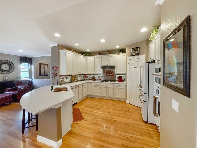 Foto del edificio - Heritage Eagle Bend Winter•Jan-March•Adult...