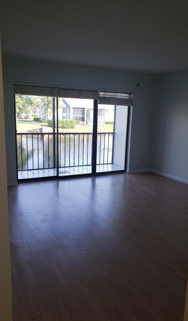 Building Photo - 3636 Alder Dr