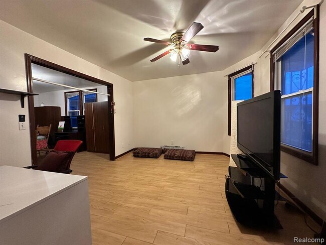 Foto del edificio - 2661 Belmont St