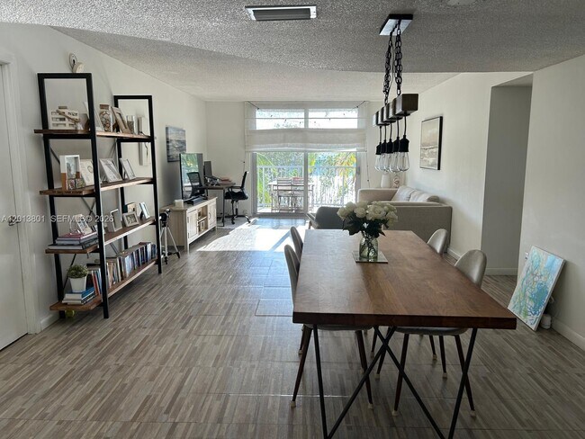 Foto del edificio - 210 Seaview Dr