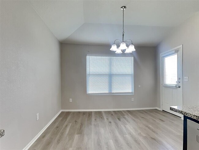 Building Photo - 3701 Tilmon Ln.