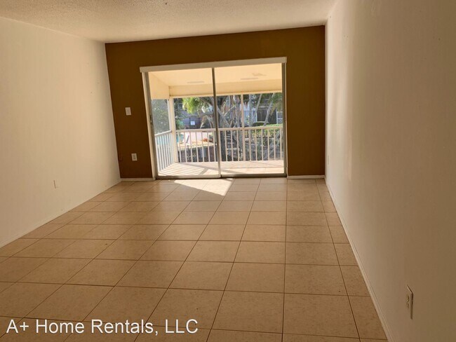 Building Photo - 2 br, 1 bath House - 789 Lancaster Road D57