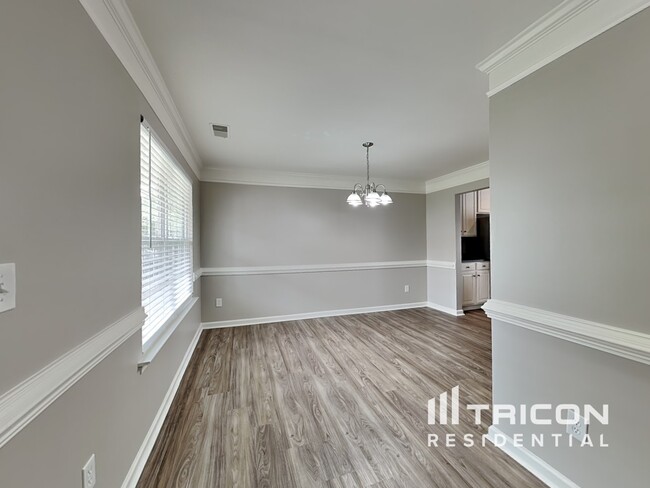 Foto del edificio - 2208 Ballingarry Dr