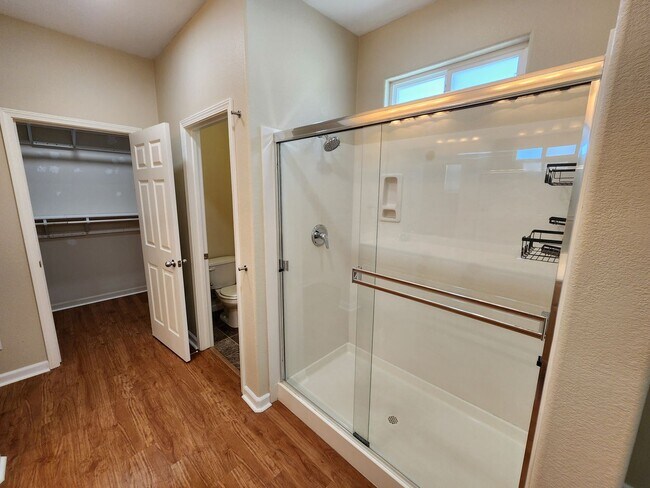 Building Photo - Inviting and Warm 3 Bedroom 2 Bath Home in Newman CA