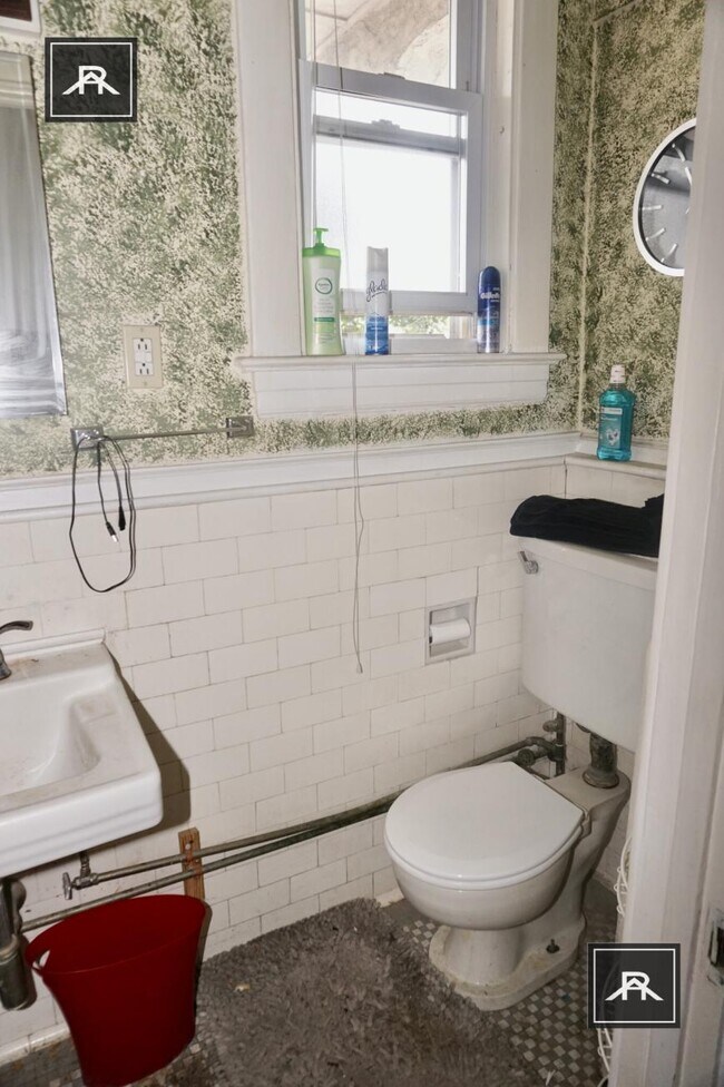 Foto del edificio - 2 bedroom in Brookline MA 02445