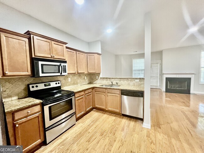 Foto del edificio - 3110 Garrard Pl