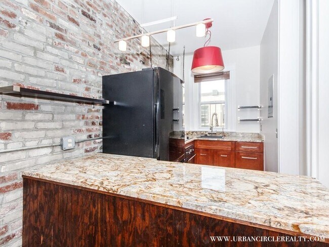 Foto del edificio - 313 Allston St