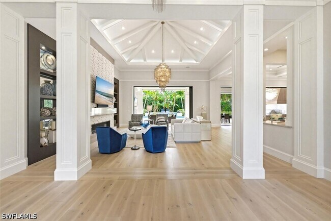 Foto del edificio - 727 Buttonbush Ln
