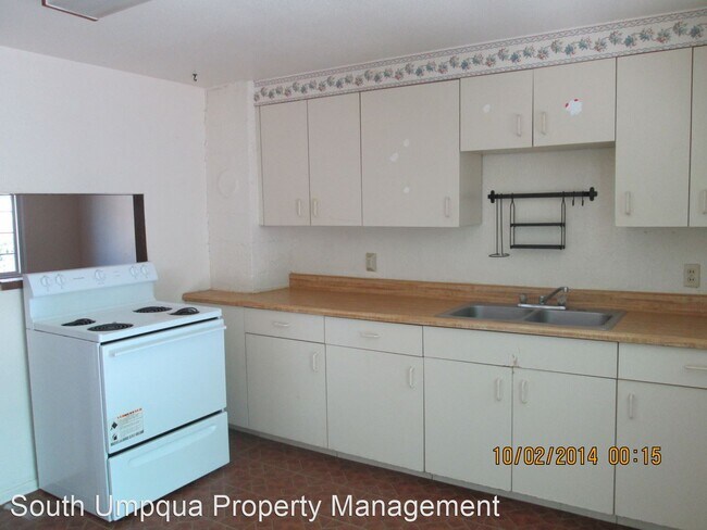 Building Photo - 2 br, 1 bath House - 644 NE Madrona Drive