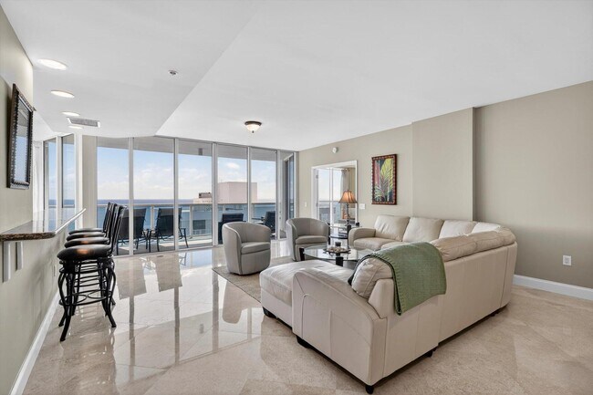 Foto del edificio - 801 Briny Ave