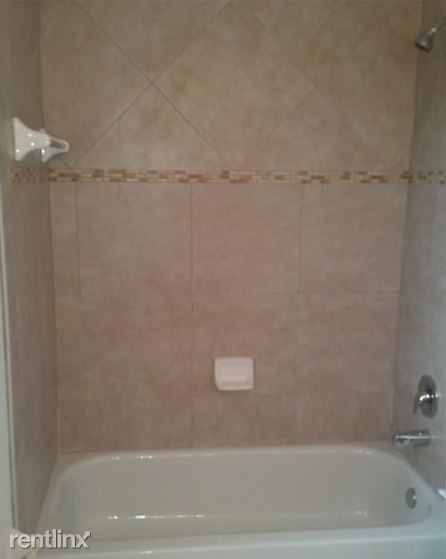 Building Photo - 3 br, 2.5 bath Townhome - 4936 Southwest 3...