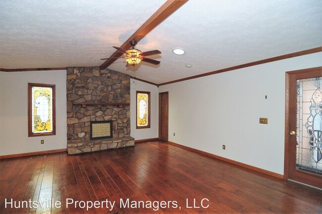 Building Photo - 2 br, 2 bath House - 1071 Sandy Springs Ro...
