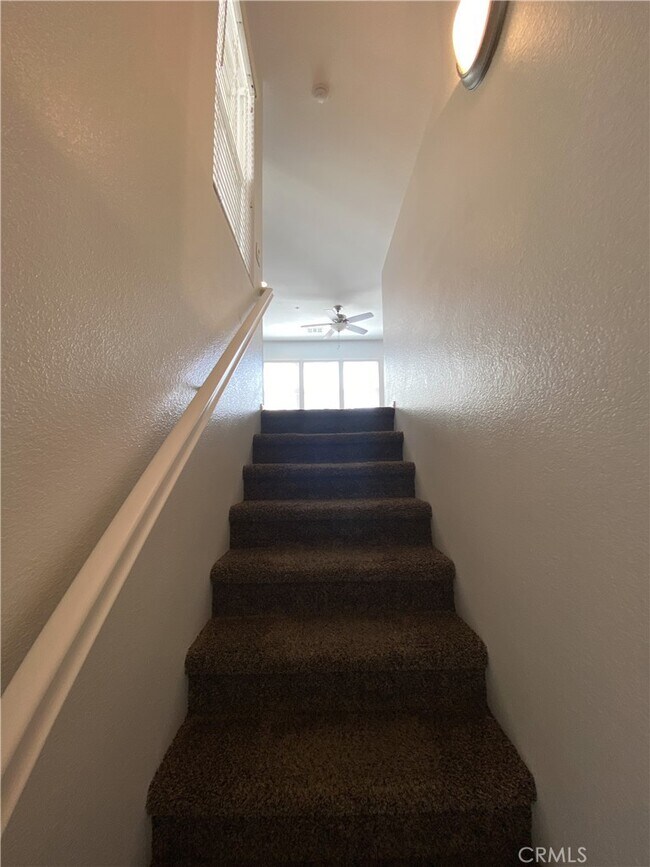 Foto del edificio - 15651 Vista Way