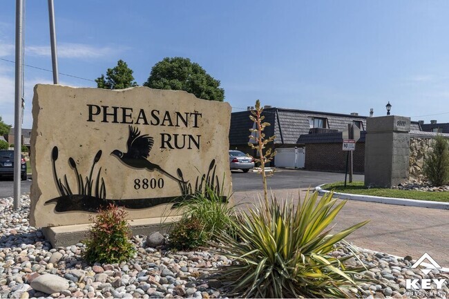 Momument Sign - Pheasant Run Apartments