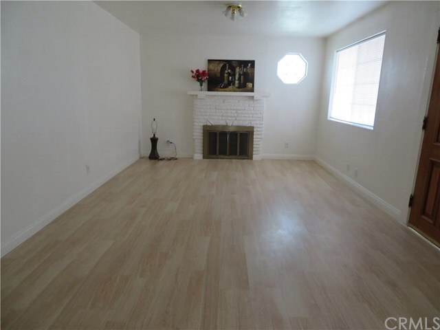 Foto del edificio - 9126 Steele St