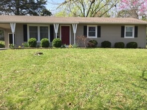 Building Photo - 1005 Westwinds Dr