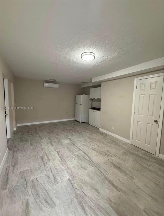 Foto del edificio - 1605 NW 11th Pl