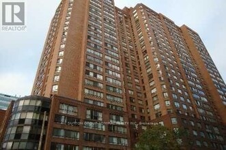 Building Photo - 633 Bay St.