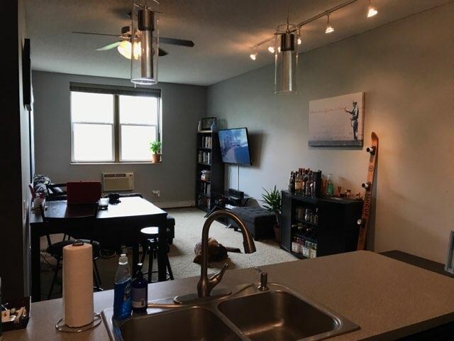 Foto del edificio - 215 7th St NE