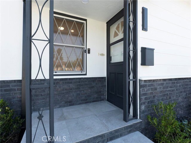 Foto del edificio - 2108 N Pass Ave